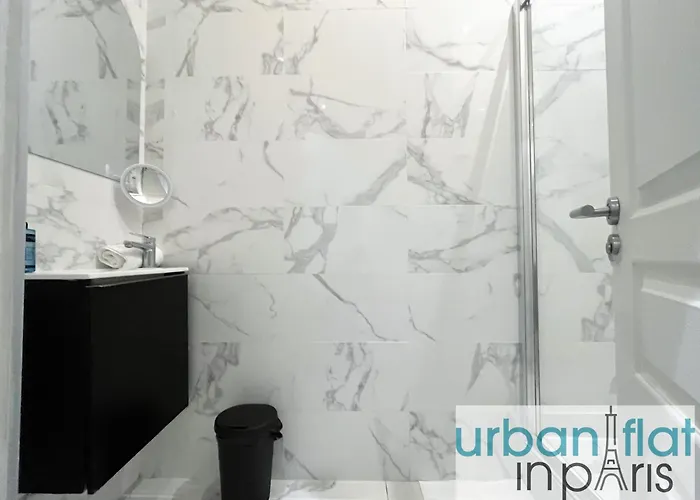 Urban Flat 62 - Beautiful Mermoz Champs-elysees Apartment Paris