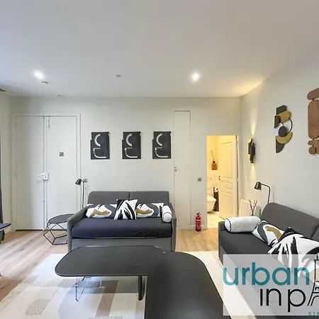 Urban Flat 62 - Beautiful Mermoz Champs-elysees * Paryż