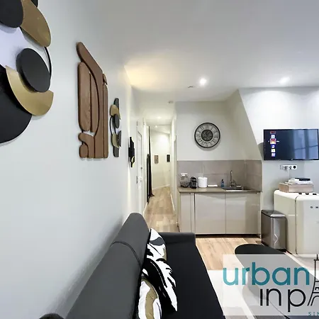 Urban Flat 62 - Beautiful Mermoz Champs-elysees Paryż